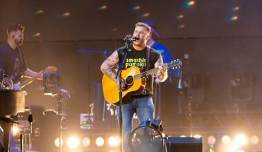 Zach Bryan Premieres 'Robot Killed The Working Man' at Texas Stadium Show