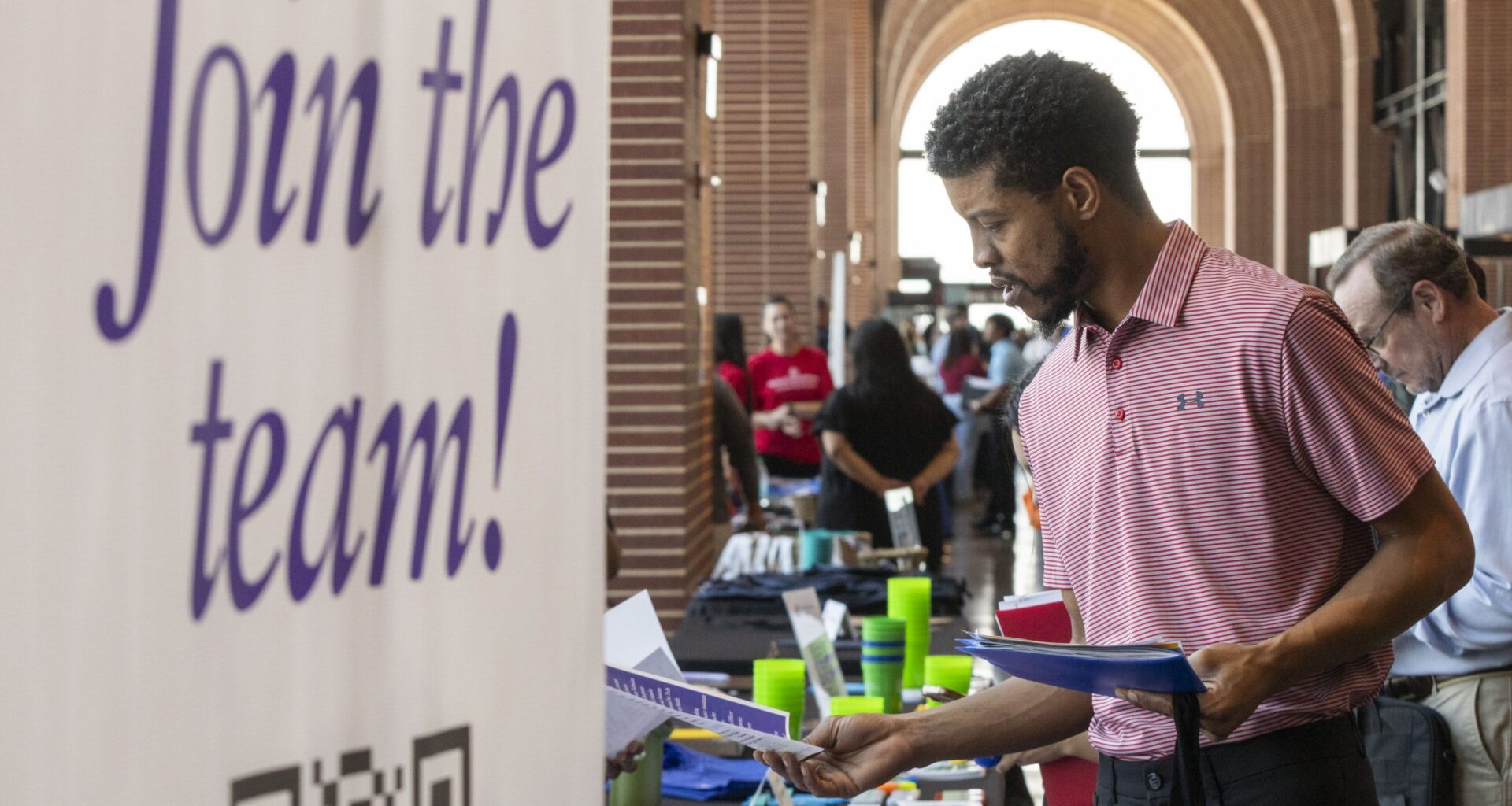 North Texas Job Fair returns to Globe Life Field in Arlington. Here’s when