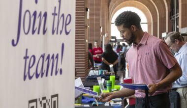 North Texas Job Fair returns to Globe Life Field in Arlington. Here’s when