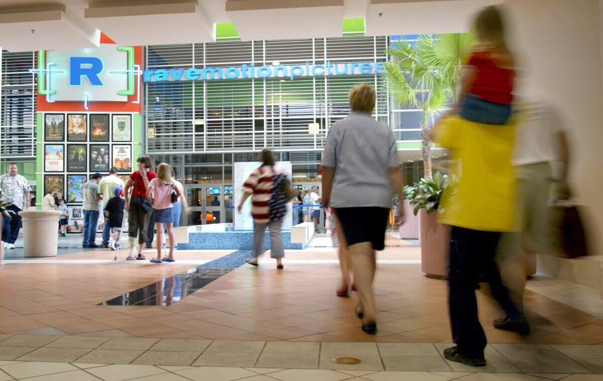 Shoppers from the mall get to Rave Motion Pictures on Sunday, May 30, 2004 at Ridgmar Mall in Fort Worth. JILL JOHNSON