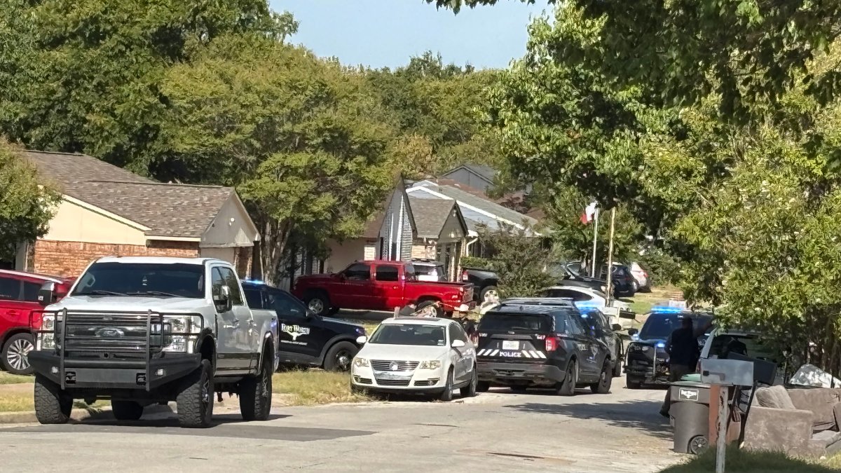 Fort Worth shooting leaves 1 dead and 1 hospitalized, police say – NBC 5 Dallas-Fort Worth