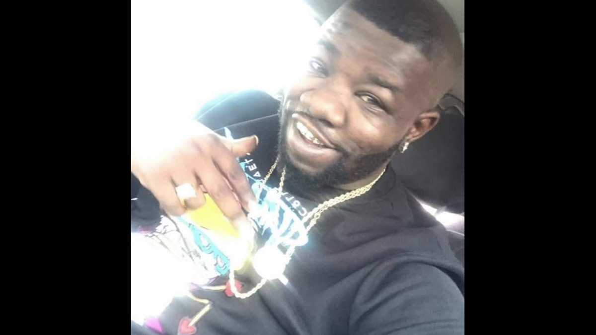 Fort Worth police asks for help finding homicide suspect