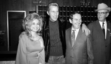 Before she was a country music icon, Dolly Parton performed at the San Antonio Stock Show & Rodeo