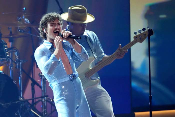 🎶 Things to do in August: 'Hamilton,' Benson Boone, Gillespie County Fair