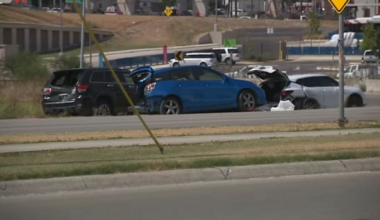 4 hospitalized after multi-vehicle crash on I-35, authorities say