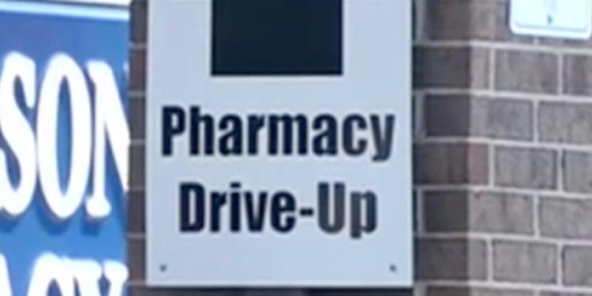 Houston, Mo., pharmacy set to close, another prepares for more patients