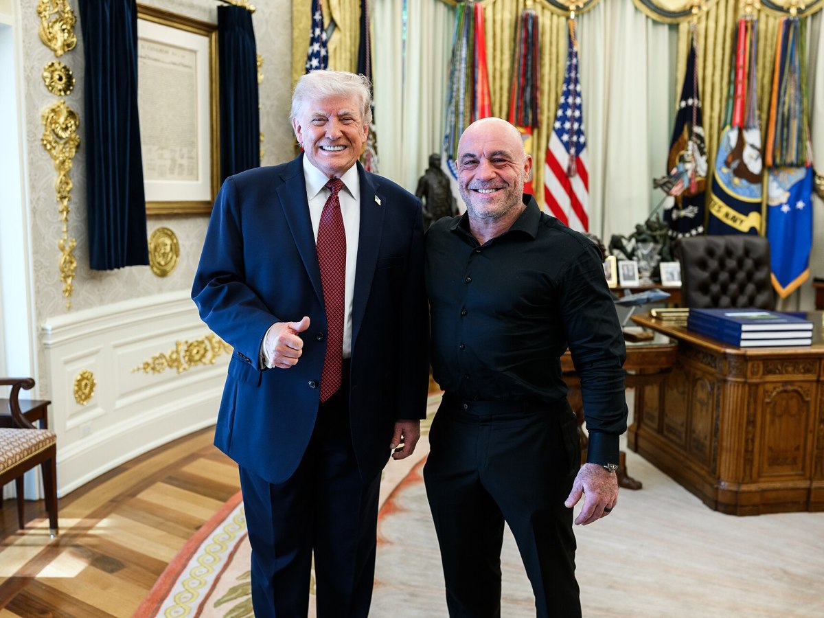 Right-wing podcaster Joe Rogan calls Trump Big Bend border barrier plan ‘B.S.’