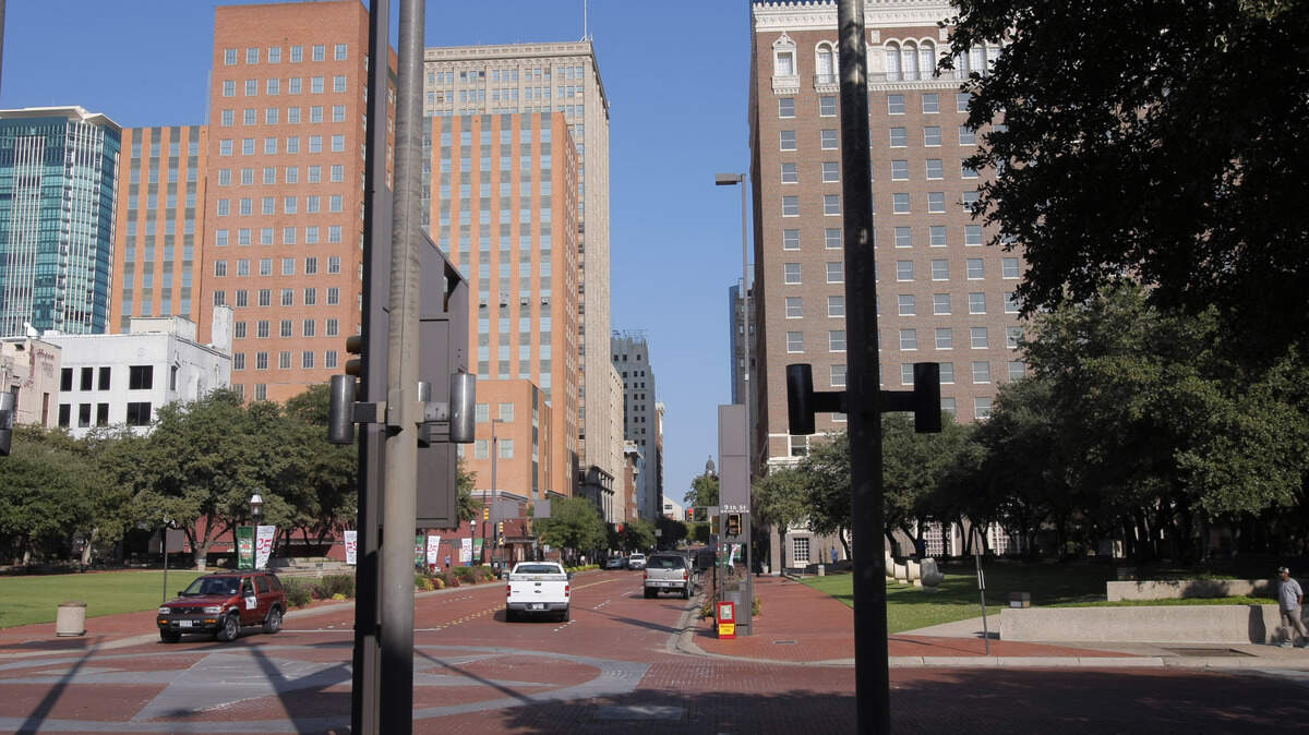 Dallas’ Al Biernat’s signed lease in downtown Fort Worth