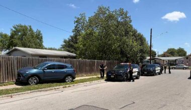 Man steals woman’s SUV while she was making an Amazon delivery on West Side, SAPD says