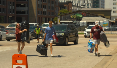 Texas A&M move-in day draws thousands of students