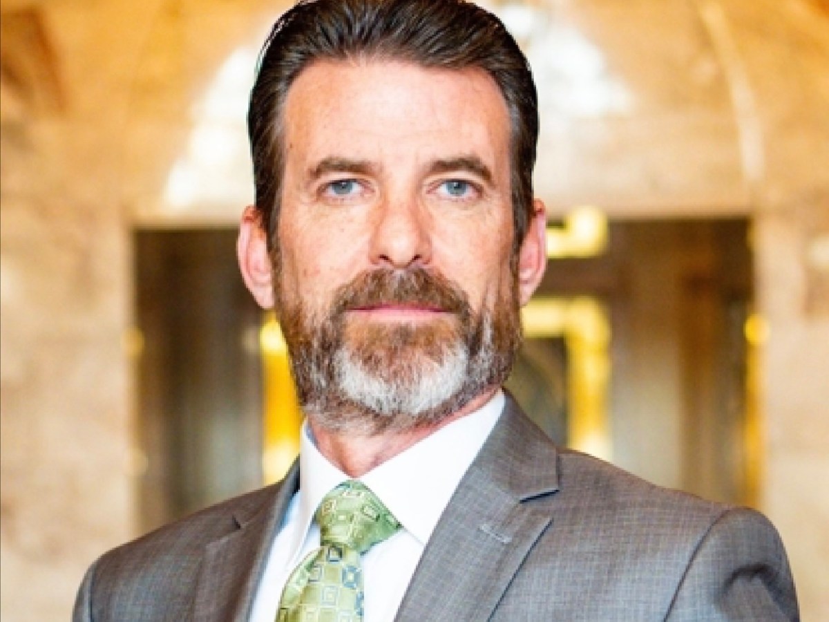 Independent Bexar County DA candidate Jason Wolff faces scrutiny over signature collections