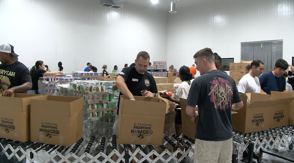 Soldiers from Fort Bliss rally together to aid El Pasoans Fighting Hunger Food Bank