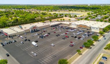 5 Star Nutrition Franchise Owners Initiate Operations at 145,000 SF South Plains Crossing in Lubbock, Texas