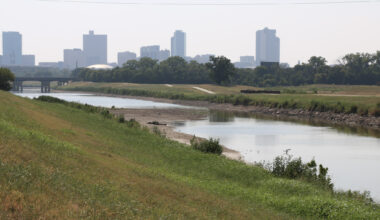 North Texas is enduring abnormally dry conditions. What does this mean for Tarrant waterways?