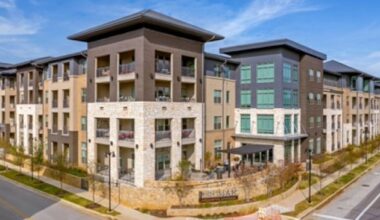 505 E Lamar Boulevard