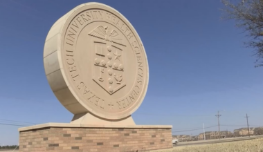 TTUHSC professor retires after nearly 50 years, credited with helping bring 3,800 babies into the world