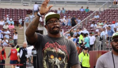 Former Texas A&M standout Von Miller to join Dallas Cowboys