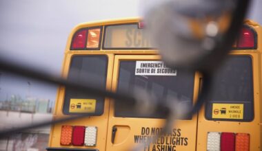 Houston families say lack of school bus service is forcing parents to shuttle students each day