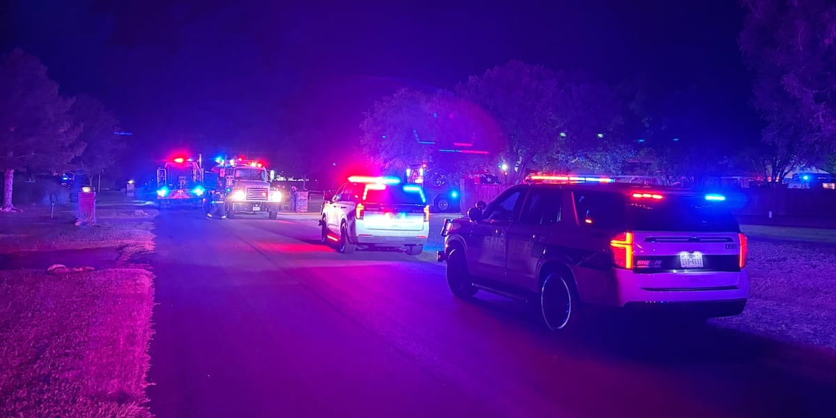 Barn destroyed in overnight fire in south Lubbock County