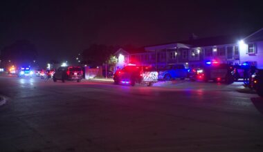 Officer injured after North Richland Hills police pursuit ends in Grand Prairie overnight