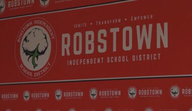 Robstown ISD kicks off new school year with message of positivity