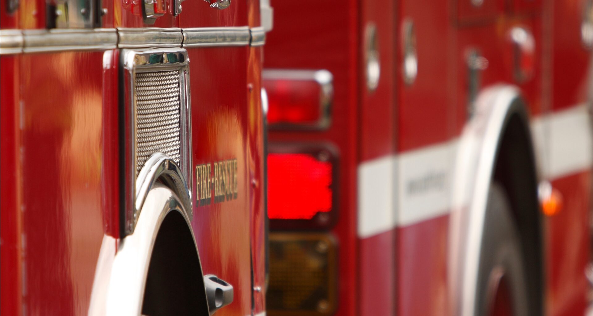 Firefighters put out duplex fire in north Fort Worth, officials say