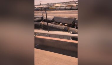 Train derails in Central El Paso; crews assessing the situation