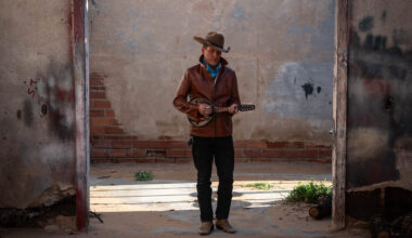 Singer-songwriter Dallas Burrow brings Texas to El Vaquero Winery – Santa Cruz Sentinel