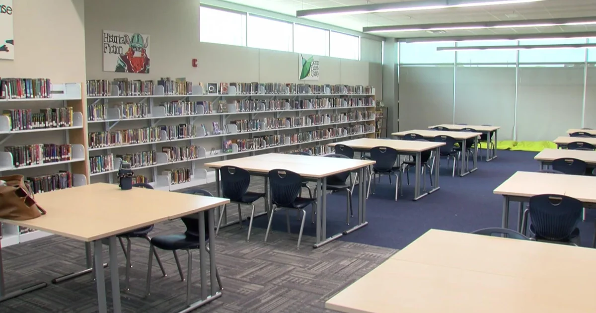 Fort Worth ISD sees spike in late teacher resignations; district warns of contract abandonment