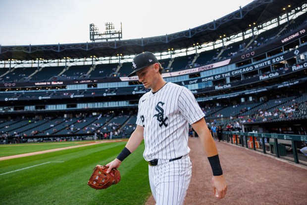 White Sox shortstop Colson Montgomery (12) walks on the field before the first inning against the Rangers at Rate Field Aug. 24, 2026 in Chicago. (Armando L. Sanchez/Chicago Tribune)