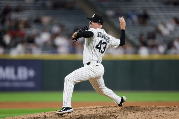 White Sox pitcher Trevor Richards (43) pitches during the seventh inning against the Rangers at Rate Field Aug. 24, 2026 in Chicago. (Armando L. Sanchez/Chicago Tribune)