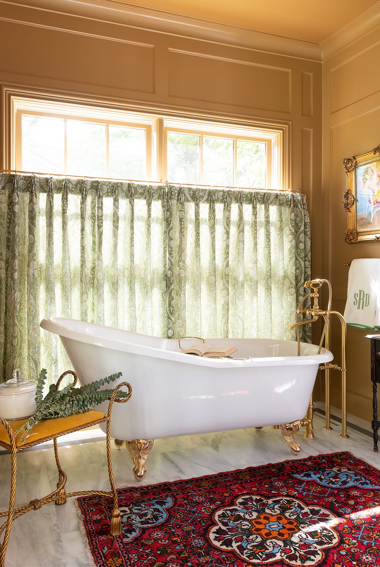 bathtub