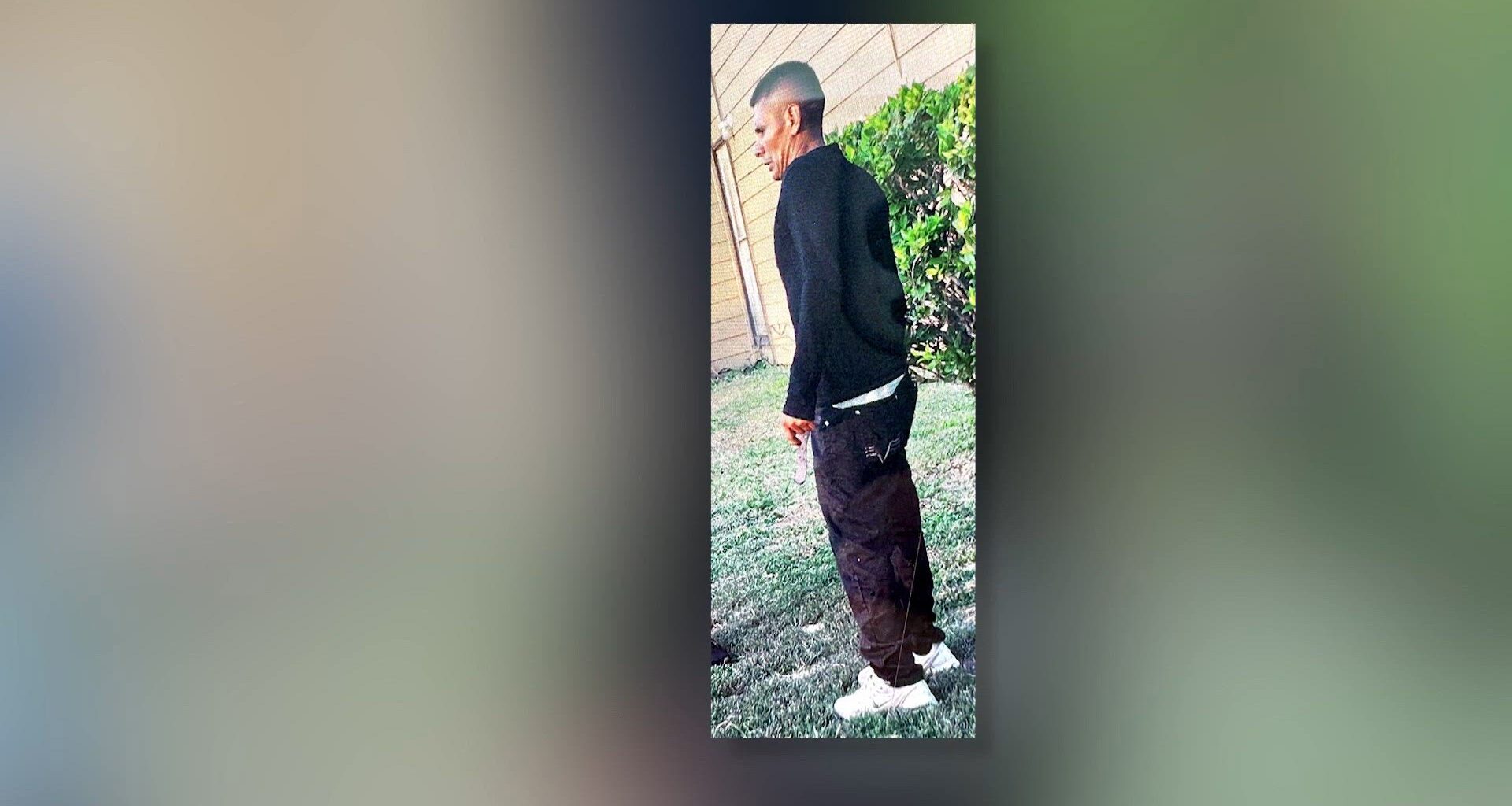 Dallas man held knife to woman's throat, stomach before repeatedly stabbing her, according to an affidavit