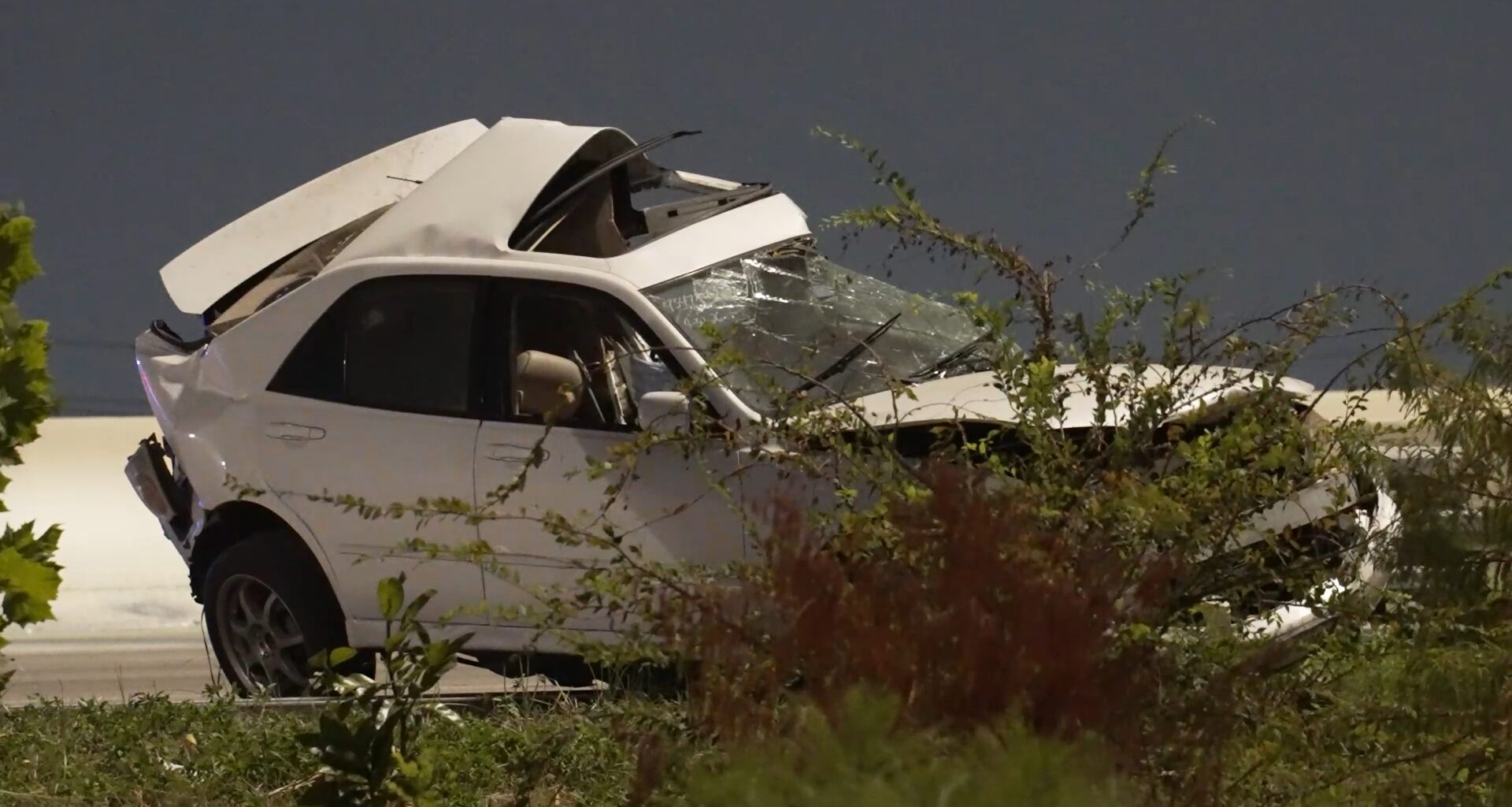 Deadly crash shuts down 610 North Loop for hours