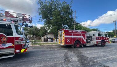 Fire damages add-on structure behind San Antonio home, officials say