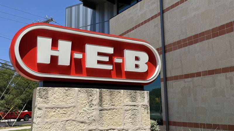 H-E-B has removed over 35 items connected to jalapeños from Coast Citrus Distributors (Photo: CBS Austin/Audrey Wong)