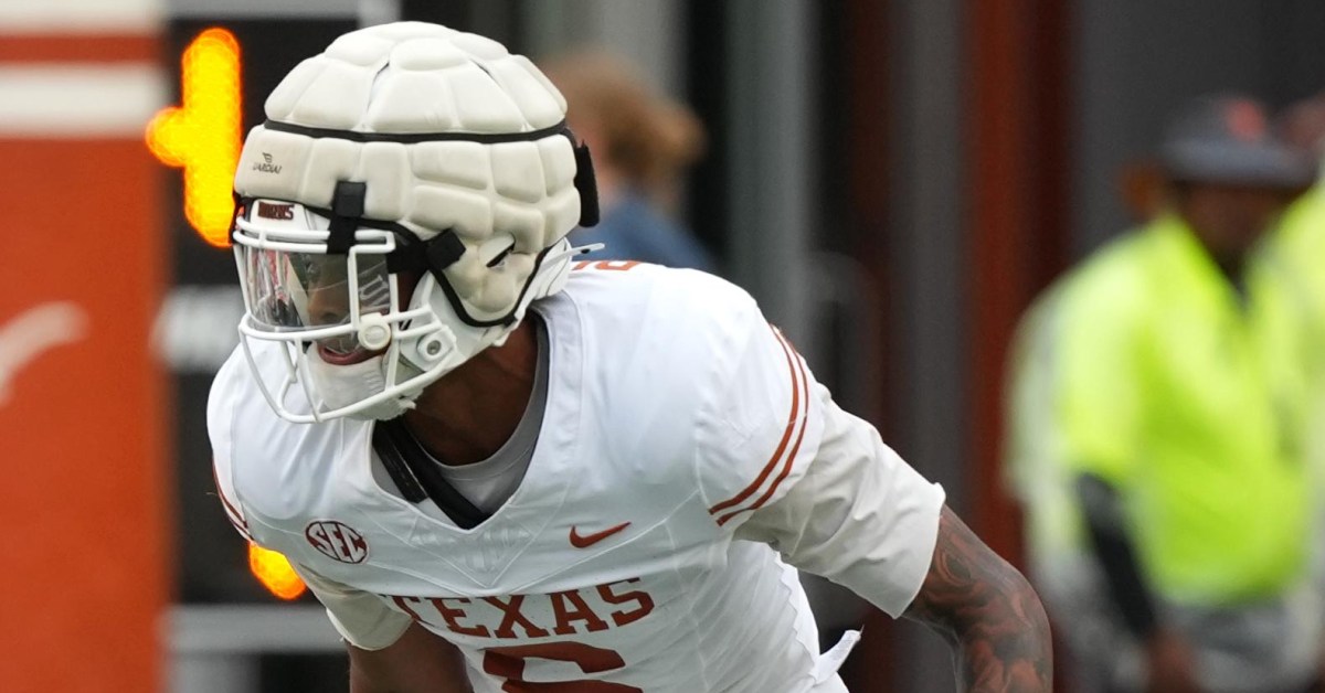Kobe Black impressed at safety in first Texas scrimmage
