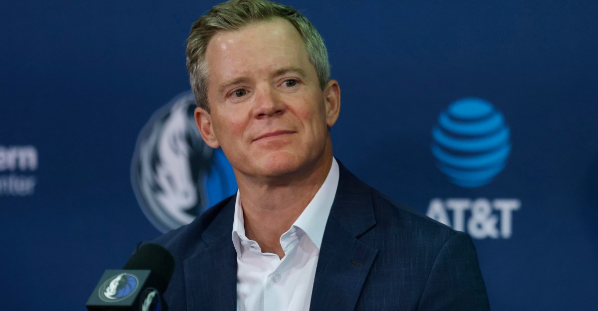 Dallas Mavericks fans are still mixed on the offseason