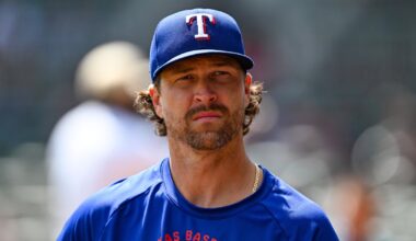 Jacob deGrom invokes no-trade clause to stay with Texas Rangers