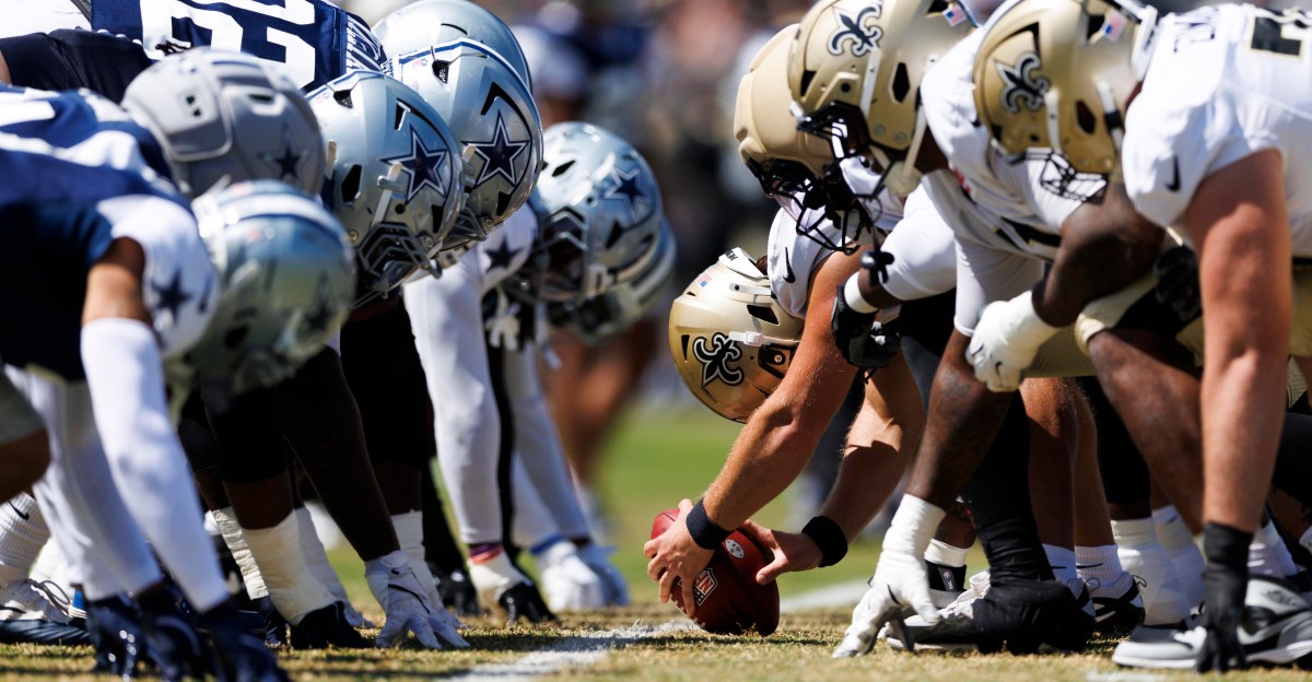 Dallas Cowboys vs New Orleans Saints: Discussion in real-time with fans
