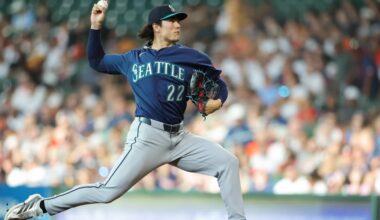 Mariners drive away the night with a series win in Houston against division leading Astros