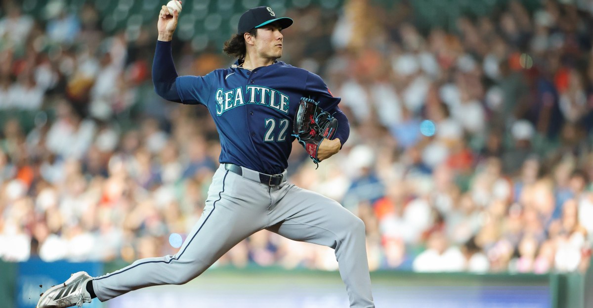 Mariners drive away the night with a series win in Houston against division leading Astros