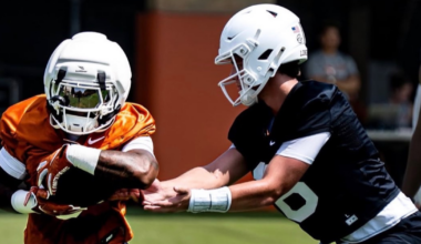 ut_spring_game_26-4337_sark