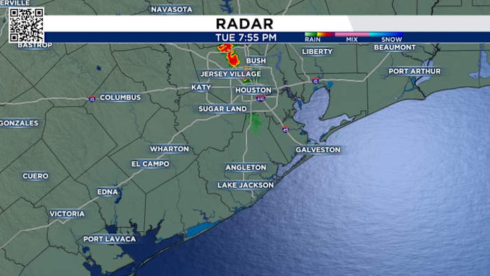 LIVE RADAR: Isolated thunderstorms develop Tuesday evening over Houston