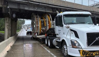 Another strike on Houston Avenue bridge shuts down Katy Freeway