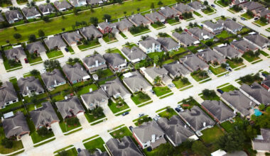 Houston homeowners face Texas' highest HOA fees, with more than half paying monthly dues