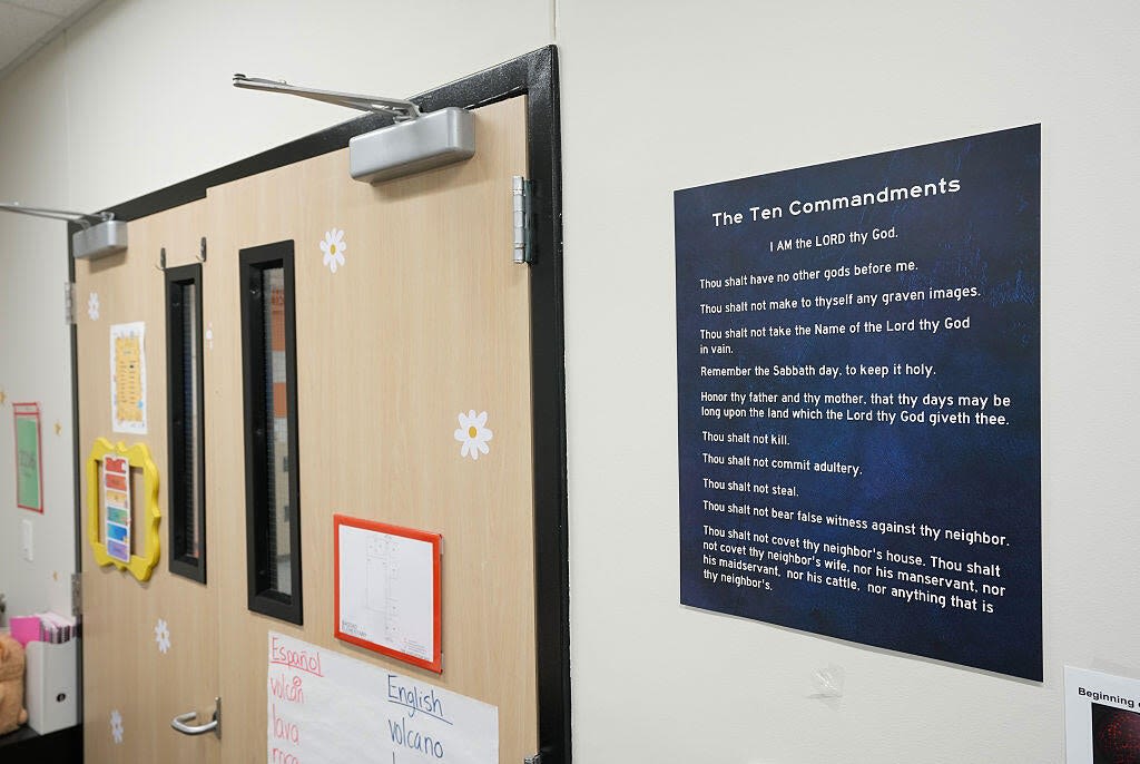 3 mothers sue to block Texas law requiring Ten Commandments in public schools