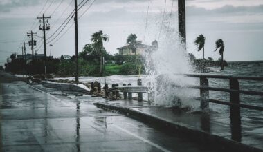 Forecasts expect tropical storm, heavy rain in Texas towns