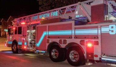 2 Fort Worth firefighters injured, mayday called while putting out fire at two-story home