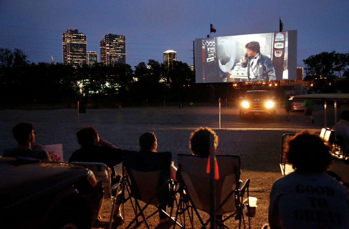 Fort Worth Coyote Drive-In to turn out the lights on Labor Day